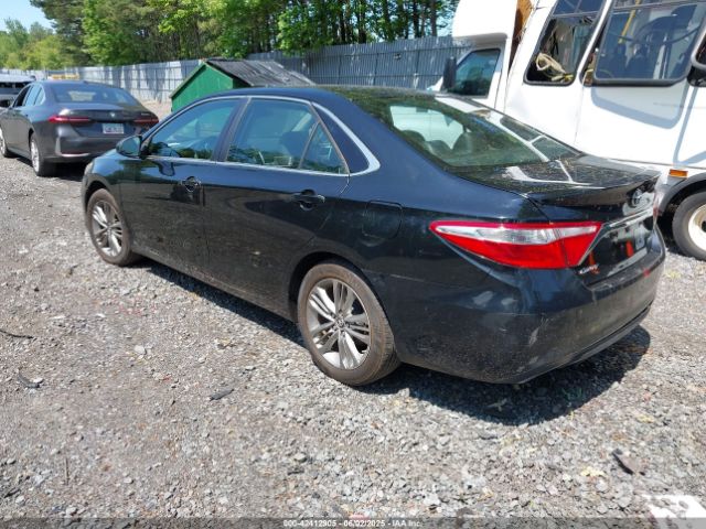 4T1BD1FK2FU172698 Toyota Camry Hybrid Le