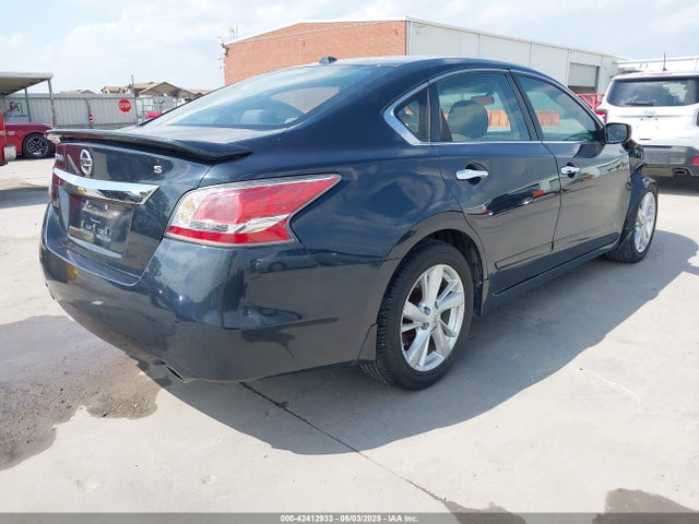 1N4AL3AP3FN863840 Nissan 2015