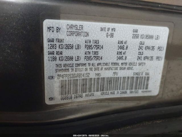 1998 PLYMOUTH VOYAGER 2P4FP2536WR814152 Photo 8