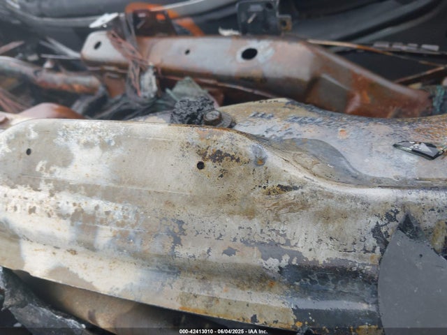 1GNSKAKC7HR312993 Chevrolet l83 - sidi: spark ignited direct injection, vvt: variable valve timing, afm, e85 max, alum