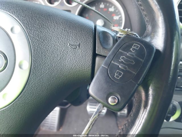2004 AUDI TT TRUTC28N241016061 Photo 10