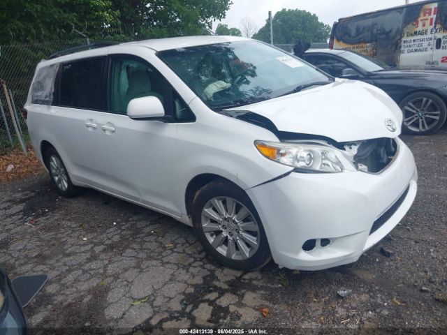2015 TOYOTA SIENNA 5TDJK3DC8FS127170