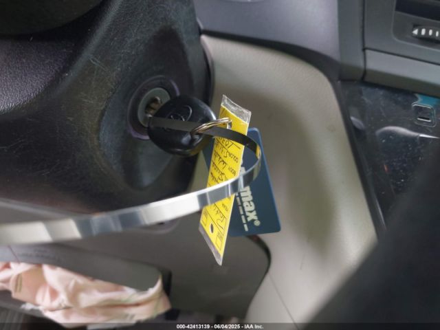 2015 TOYOTA SIENNA 5TDJK3DC8FS127170 Photo 10