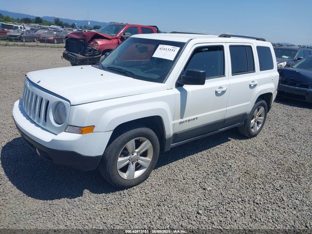 1C4NJRFB6GD610861 Jeep Patriot Latitude