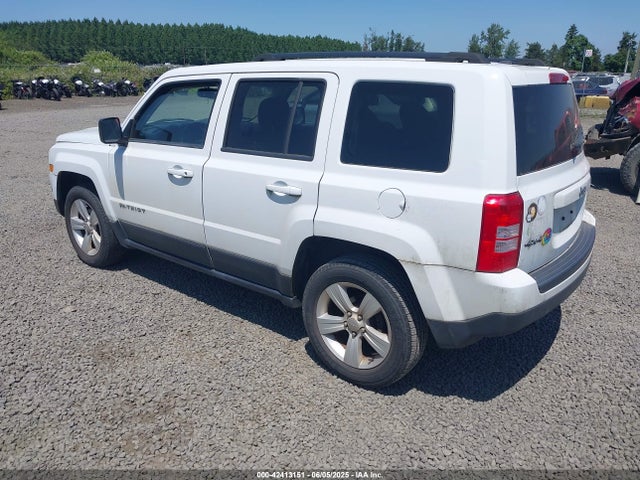 1C4NJRFB6GD610861 Jeep Patriot Latitude
