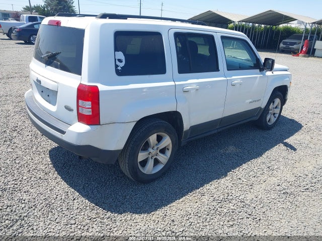 1C4NJRFB6GD610861 Jeep Patriot Latitude