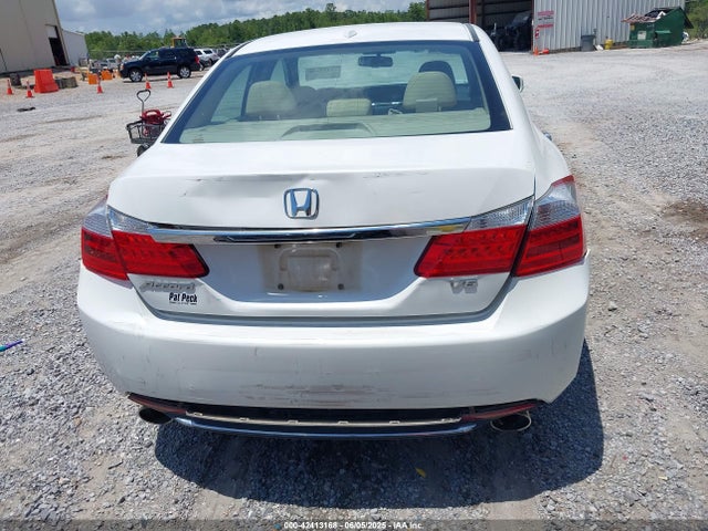 Honda j35y1 2015 1HGCR3F88FA006442 Image 16