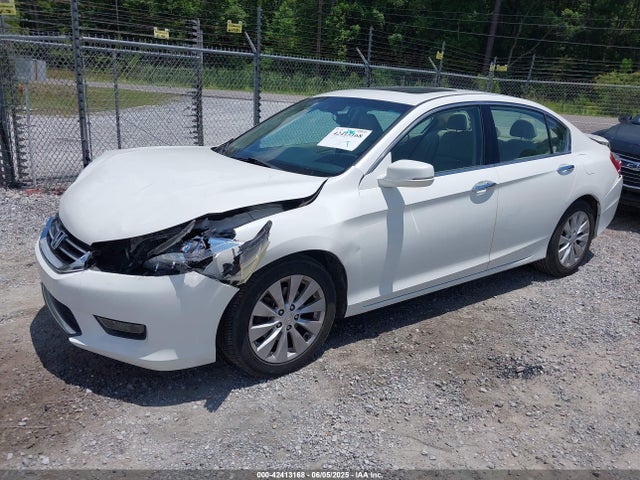 Honda j35y1 2015 1HGCR3F88FA006442 Image 2