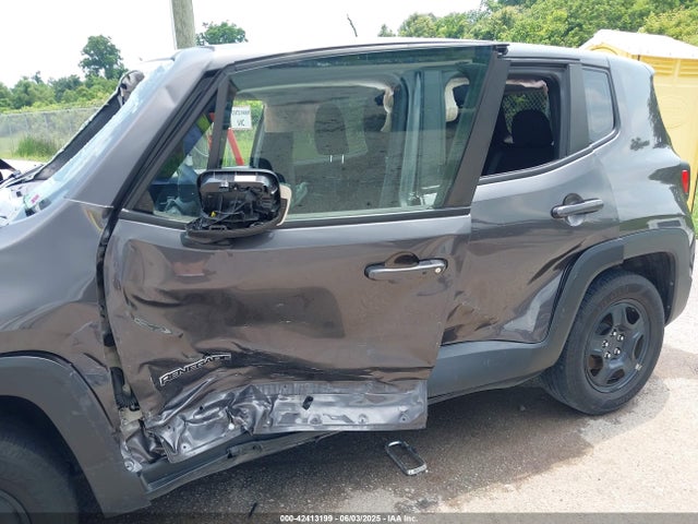 ZACCJAAB7JPG95203 Jeep Renegade