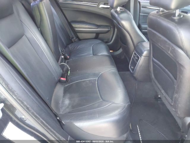 2C3CCAAG8FH929898 Chrysler 300