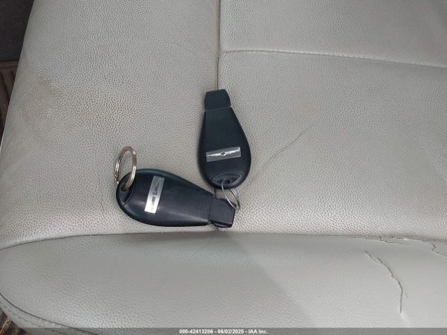 2010 CHRYSLER 300 2C3CK3CV8AH210878 Photo 10
