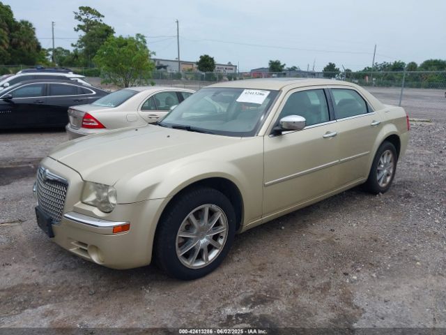 2010 CHRYSLER 300 2C3CK3CV8AH210878 Photo 1