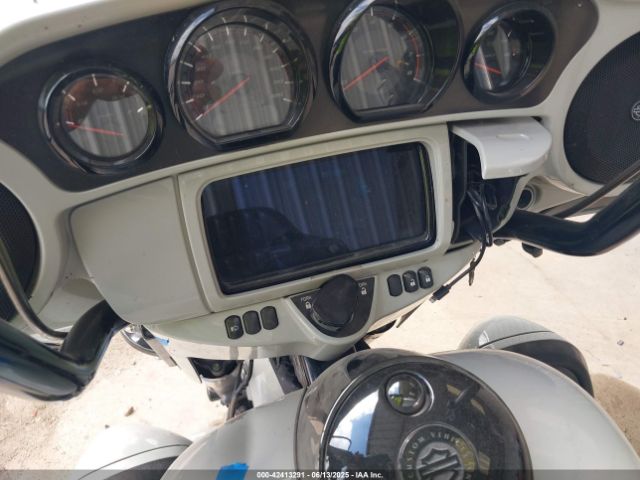 2020 HARLEY-DAVIDSON FLHTKSE 1HD1TEH15LB954899 Photo 6