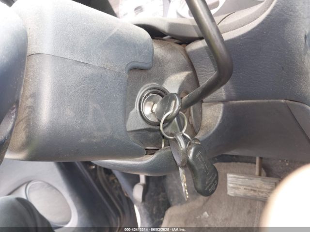 2002 CHRYSLER TOWN & COUNTRY 2C4GP44392R694993 Photo 10