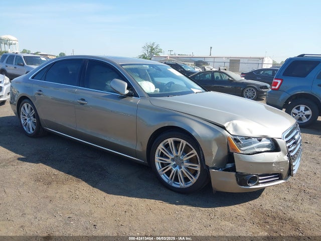 2012 AUDI A8 L WAURVAFD6CN030715 Photo 0