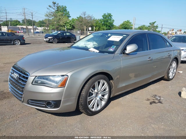 2012 AUDI A8 L WAURVAFD6CN030715 Photo 1