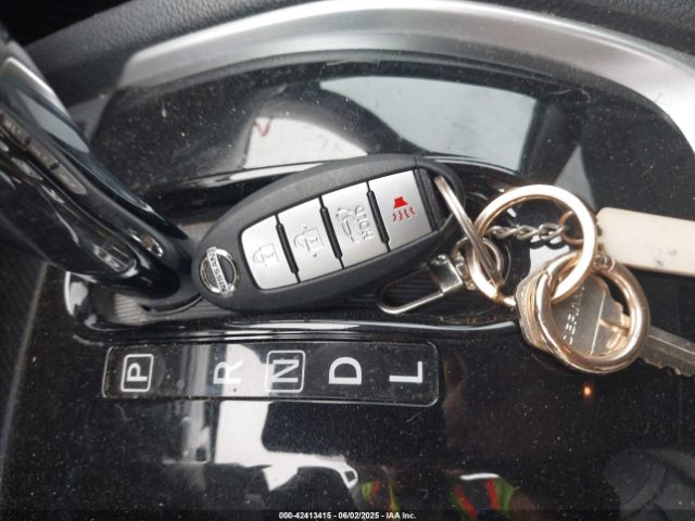 KNMAT2MT4GP723234 Nissan Rogue Sl