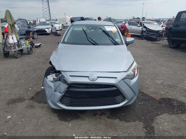 3MYDLBYV5JY317351 Toyota p5v