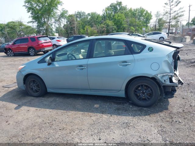 JTDKN3DU6F1962900 Toyota Prius