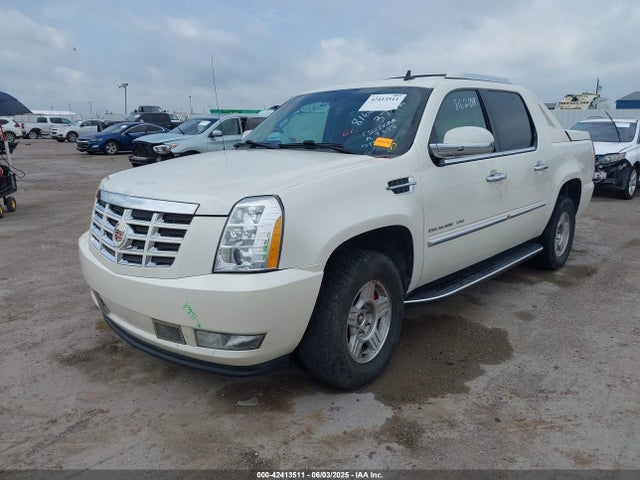 2010 CADILLAC ESCALADE EXT 3GYVKLEF4AG171775 Photo 1