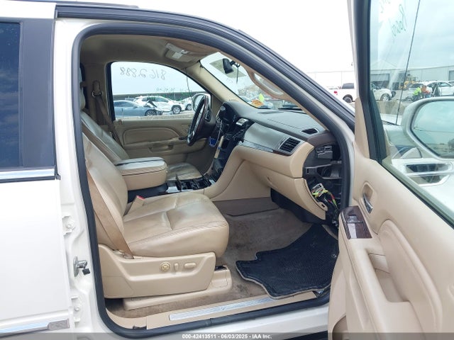 2010 CADILLAC ESCALADE EXT 3GYVKLEF4AG171775 Photo 4