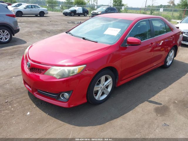 4T1BF1FK0EU800394 Toyota CAMRY SE
