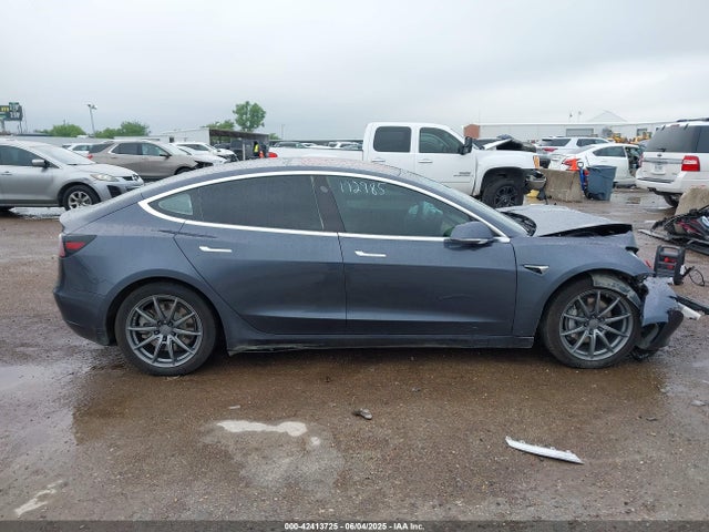 5YJ3E1EB5JF128459 Tesla MODEL 3