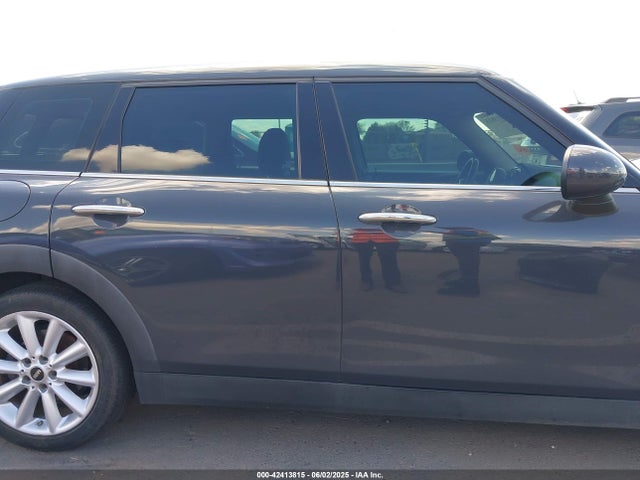 Mini Clubman Cooper S 2017 WMWLN9C36H2E49577 Image 14