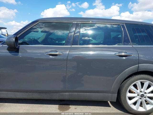 Mini Clubman Cooper S 2017 WMWLN9C36H2E49577 Image 15