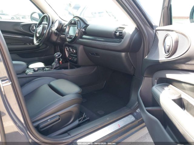 2017 MINI CLUBMAN WMWLN9C36H2E49577 Photo 4