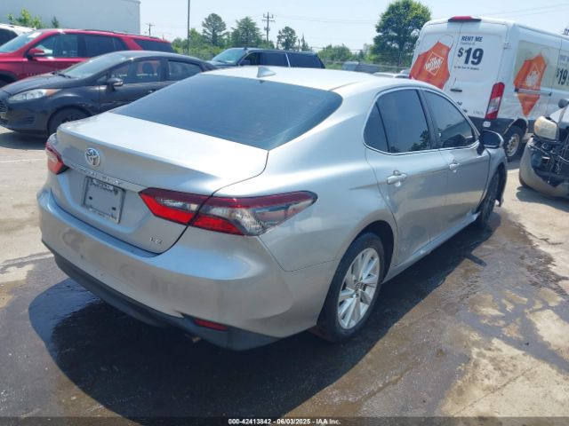 4T1C11AK9MU492442 Toyota CAMRY LE