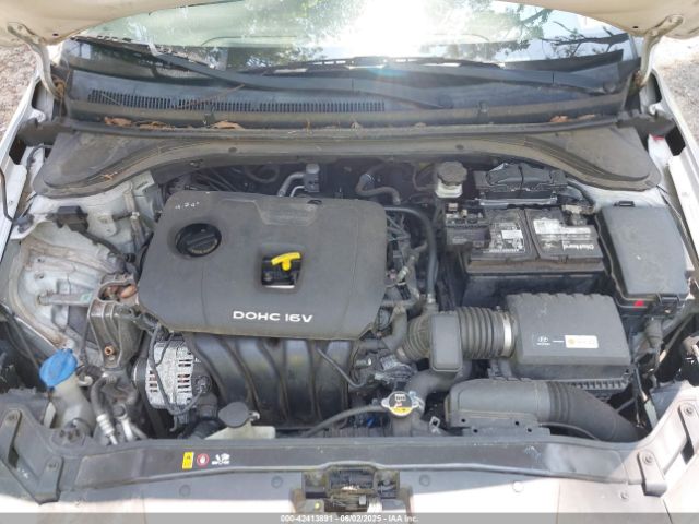 5NPD84LF6JH297197 Hyundai ELANTRA SEL