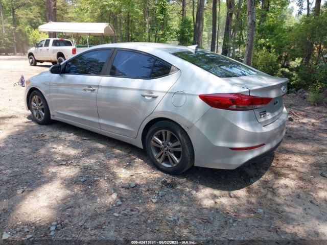 5NPD84LF6JH297197 Hyundai ELANTRA SEL