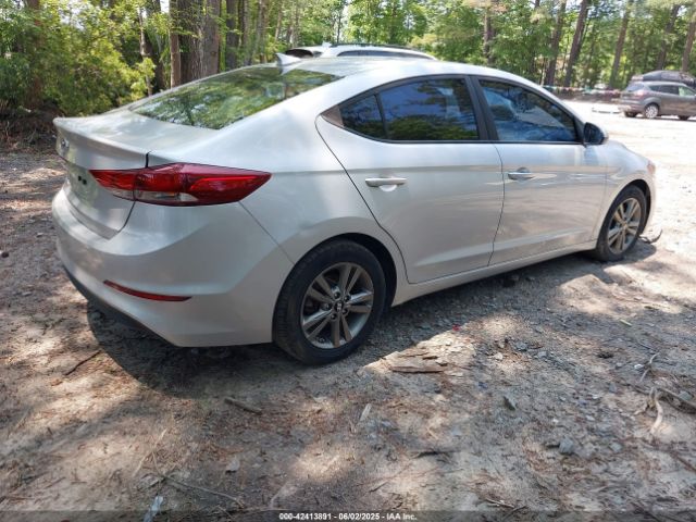5NPD84LF6JH297197 Hyundai ELANTRA SEL