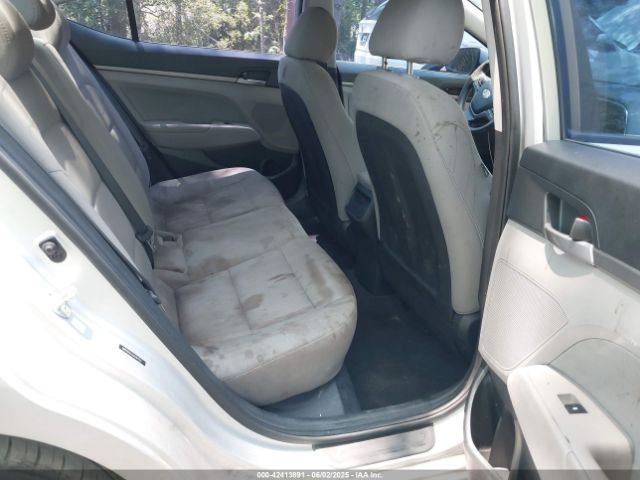 5NPD84LF6JH297197 Hyundai ELANTRA SEL