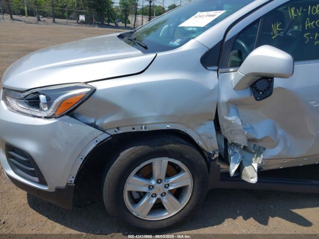 2019 CHEVROLET TRAX KL7CJPSB3KB835354 Photo 5