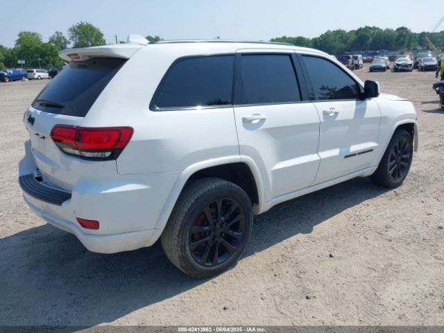 2020 JEEP GRAND CHEROKEE 1C4RJFAG9LC196252 Photo 3