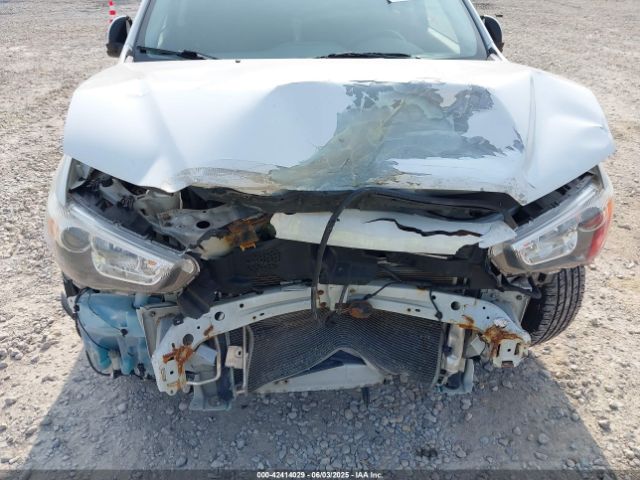 2018 MITSUBISHI OUTLANDER SPORT JA4AR3AU3JU016906 Photo 5