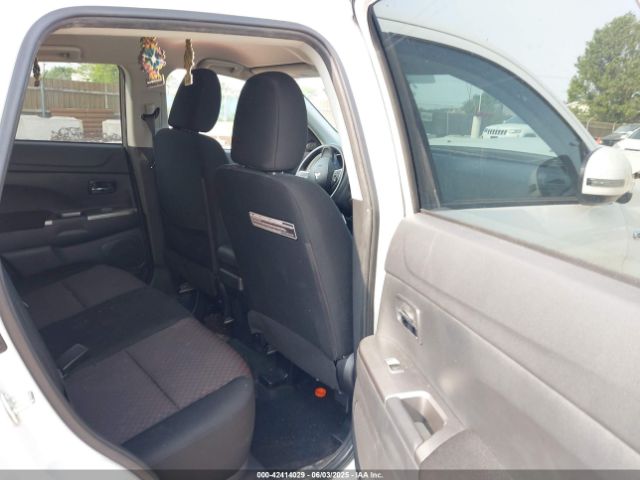 2018 MITSUBISHI OUTLANDER SPORT JA4AR3AU3JU016906 Photo 7