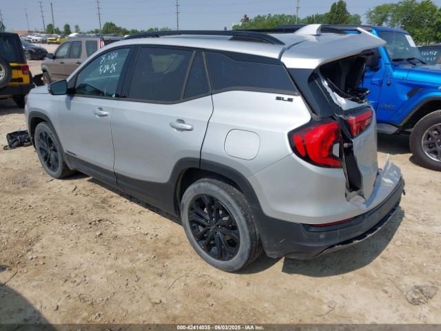 2020 GMC TERRAIN 3GKALMEV3LL321078 Photo 2
