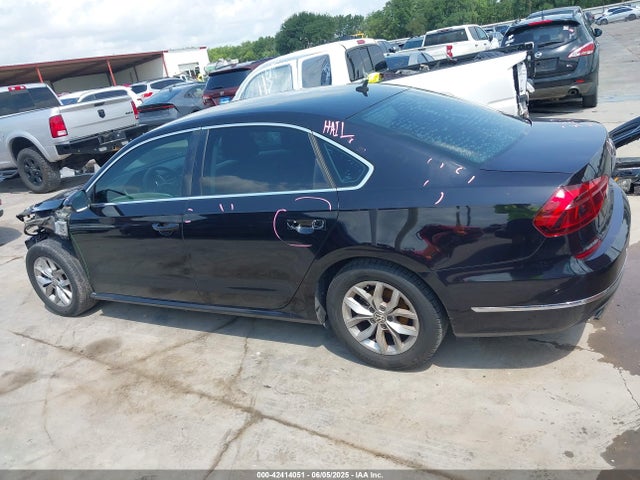 1VWAT7A32HC015684 Volkswagen 1.8 tsi