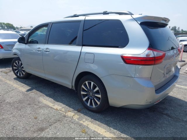2019 TOYOTA SIENNA 5TDJZ3DC5KS225000 Photo 2