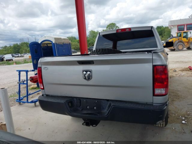 1C6RR6FT6HS723666 RAM 1500 Tradesman  4x2 6'4 Box