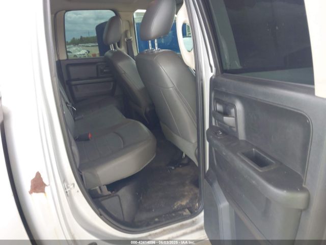 1C6RR6FT6HS723666 RAM 1500 Tradesman  4x2 6'4 Box