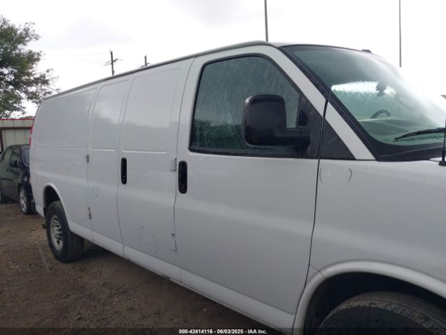 1GCWGBFP2N1174739 Chevrolet Express Cargo Rwd 2500 Extended Wheelbase Wt