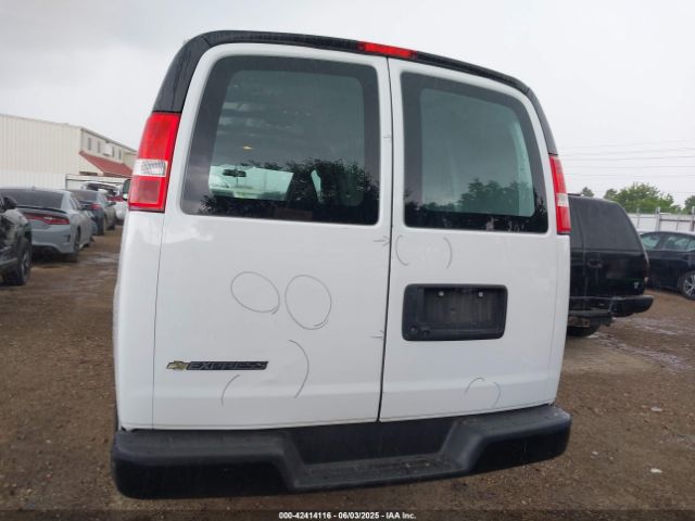 1GCWGBFP2N1174739 Chevrolet Express Cargo Rwd 2500 Extended Wheelbase Wt
