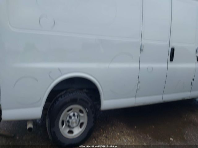 1GCWGBFP2N1174739 Chevrolet Express Cargo Rwd 2500 Extended Wheelbase Wt