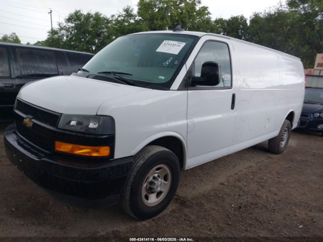 1GCWGBFP2N1174739 Chevrolet Express Cargo Rwd 2500 Extended Wheelbase Wt