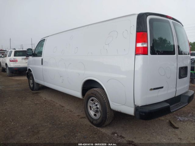 1GCWGBFP2N1174739 Chevrolet Express Cargo Rwd 2500 Extended Wheelbase Wt