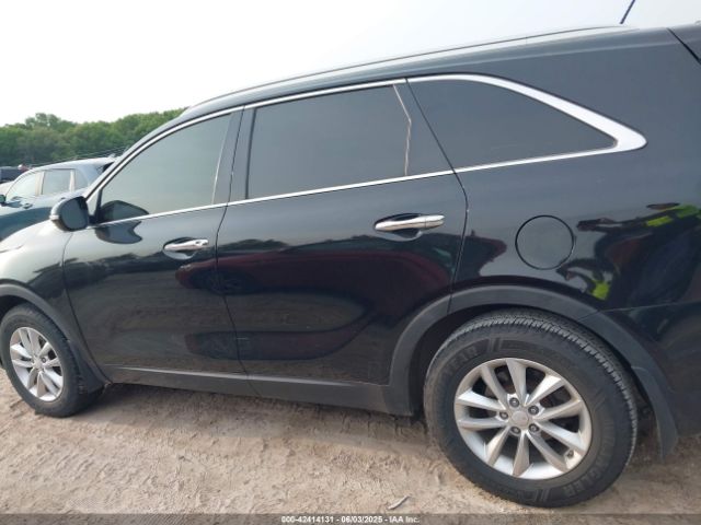 5XYPG4A39HG284714 KIA Sorento 2.4l Lx